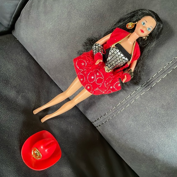 Mattel Toys Vintage Western Stampin Tara Lynn Barbie Doll 993